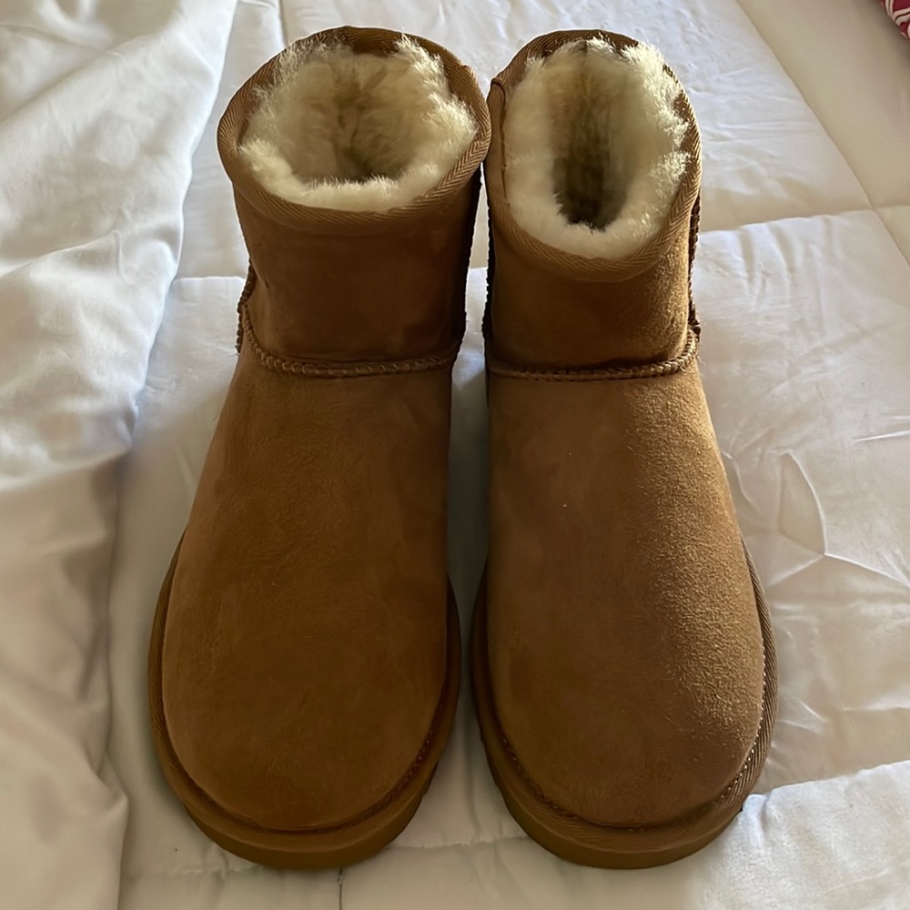 Ugh Classic Mini II Genuine Shearling Lined Boot